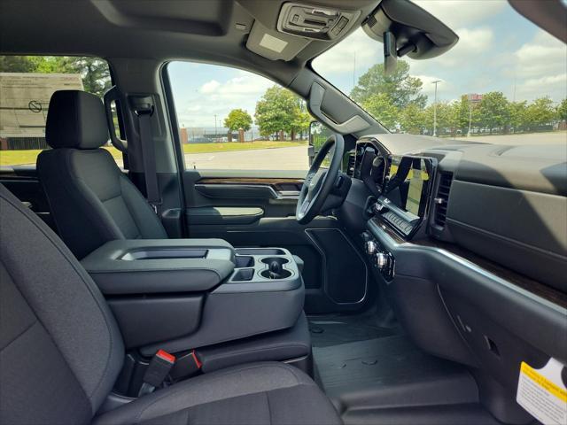 2026 GMC Sierra 2500HD Crew Cab, Standard Bed, SLE, 4WD