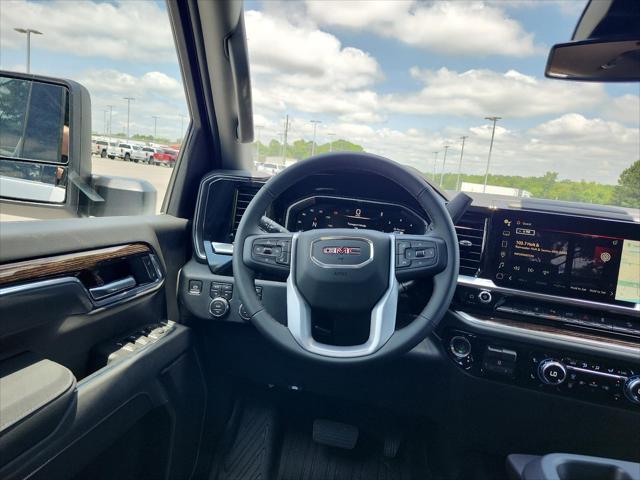 2026 GMC Sierra 2500HD Crew Cab, Standard Bed, SLE, 4WD