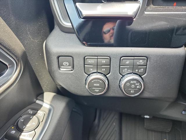 2026 GMC Sierra 2500HD Crew Cab, Standard Bed, SLE, 4WD