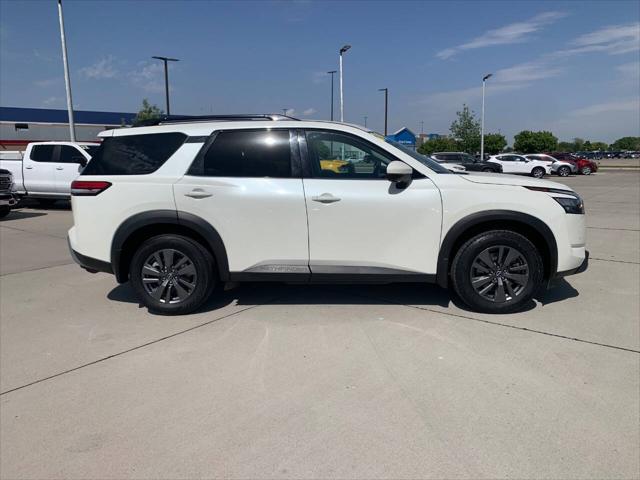 2024 Nissan Pathfinder SV AWD 4dr SUV