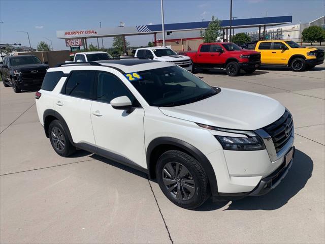 2024 Nissan Pathfinder SV AWD 4dr SUV