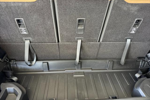 2026 Land Rover Defender P300 S