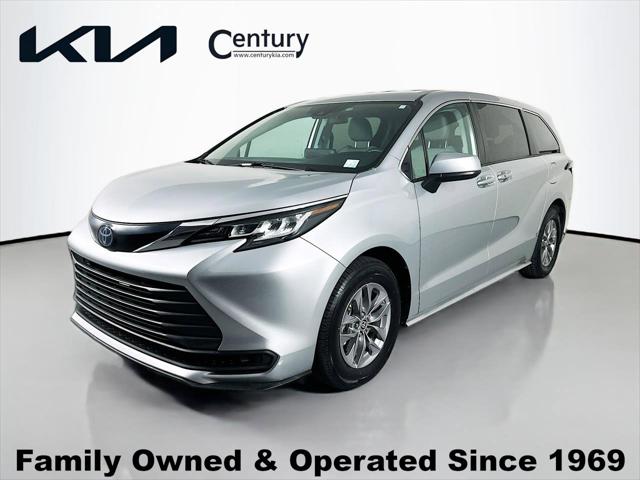 2023 Toyota Sienna LE for sale in Tampa, FL