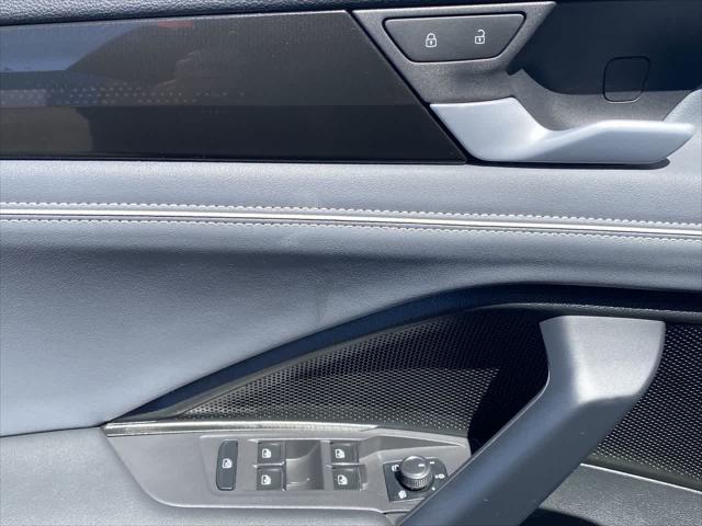 2025 Volkswagen Tiguan 2.0T SEL R-Line