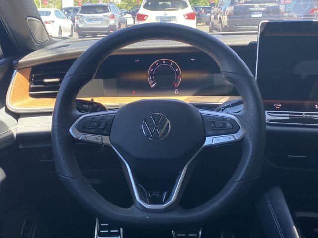 2025 Volkswagen Tiguan 2.0T SEL R-Line