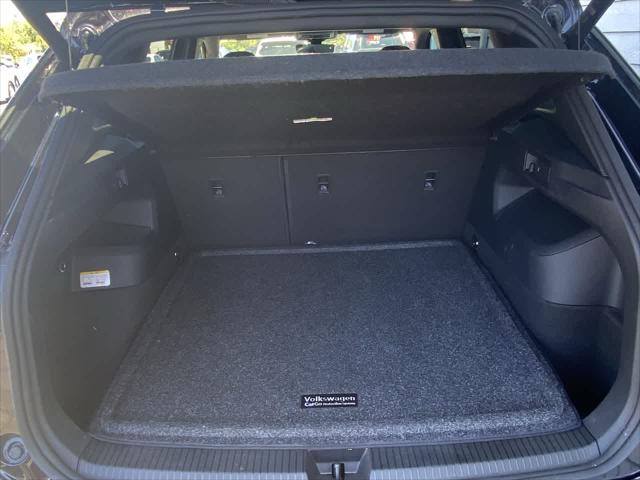 2025 Volkswagen Tiguan 2.0T SEL R-Line