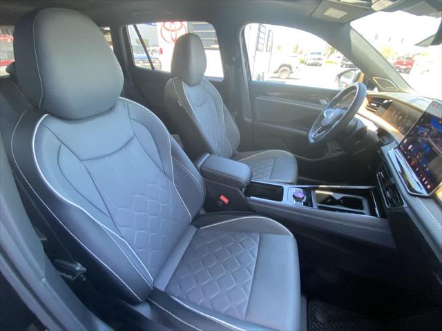 2025 Volkswagen Tiguan 2.0T SEL R-Line