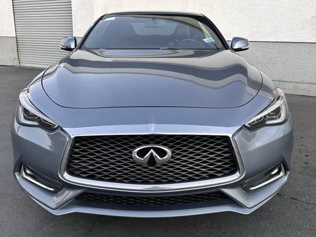 2017 INFINITI Q60 2.0t