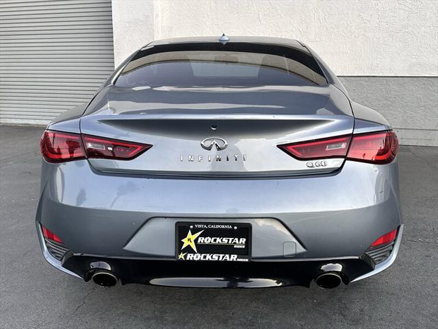 2017 INFINITI Q60 2.0t