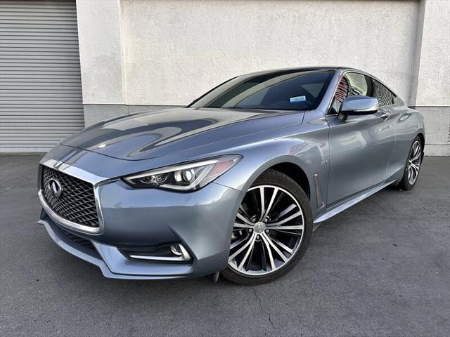 2017 INFINITI Q60 2.0t