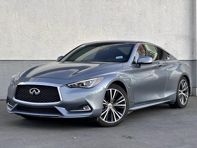 2017 INFINITI Q60 2.0t