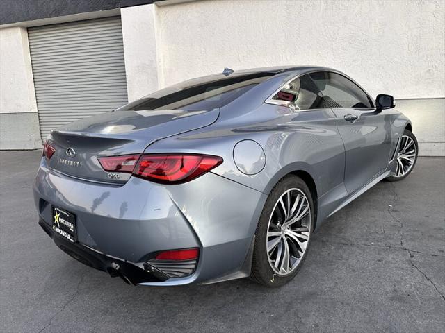 2017 INFINITI Q60 2.0t