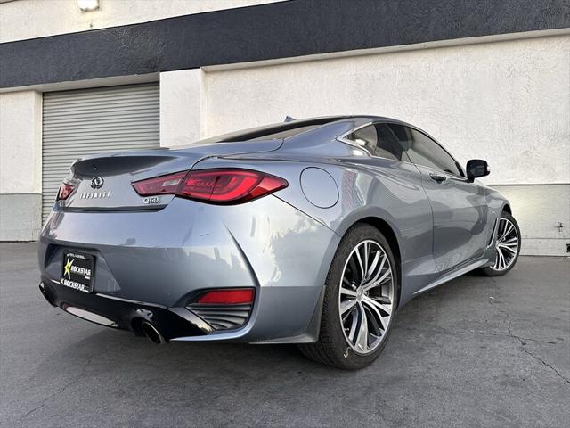 2017 INFINITI Q60 2.0t