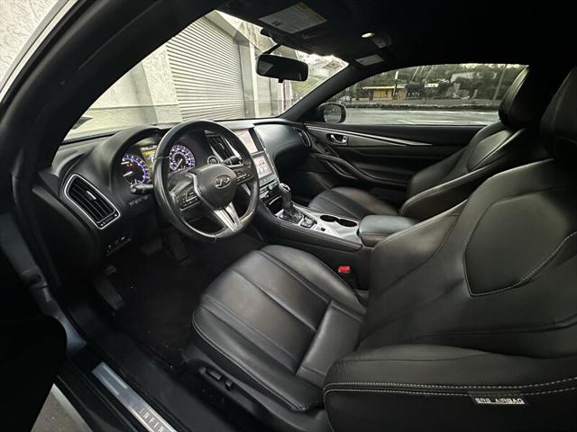 2017 INFINITI Q60 2.0t