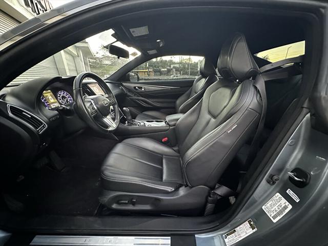 2017 INFINITI Q60 2.0t