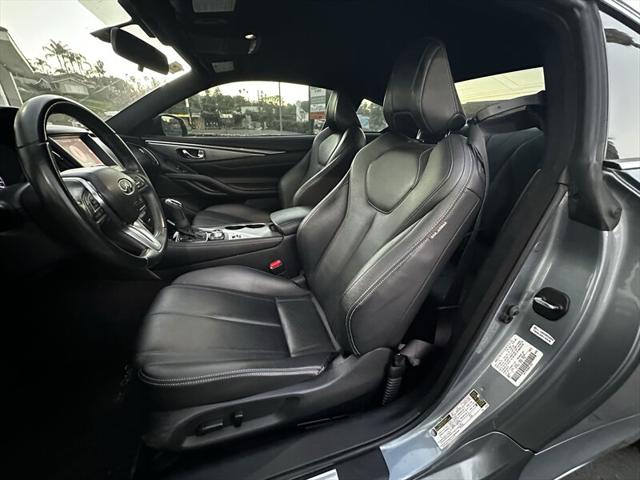 2017 INFINITI Q60 2.0t