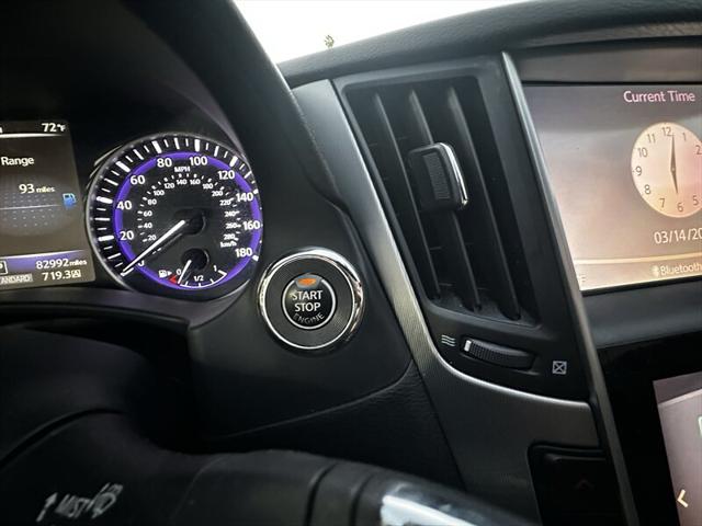 2017 INFINITI Q60 2.0t