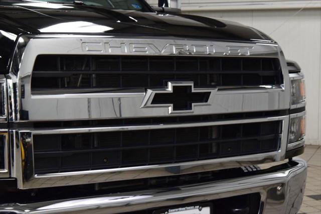 2024 Chevrolet Silverado 6500HD 1LT