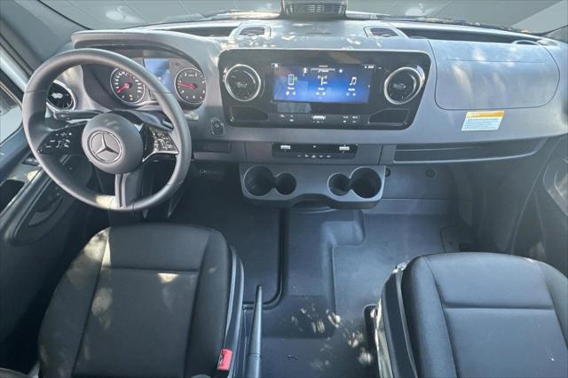 2026 Mercedes-Benz Sprinter 2500 Standard Roof 4-Cyl Diesel