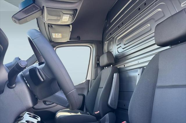 2026 Mercedes-Benz Sprinter 2500 Standard Roof 4-Cyl Diesel