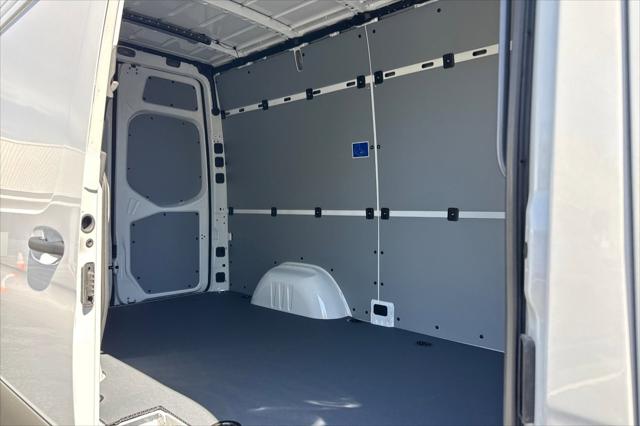 2026 Mercedes-Benz Sprinter 2500 Standard Roof 4-Cyl Diesel