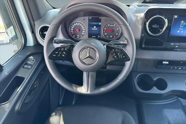 2026 Mercedes-Benz Sprinter 2500 Standard Roof 4-Cyl Diesel