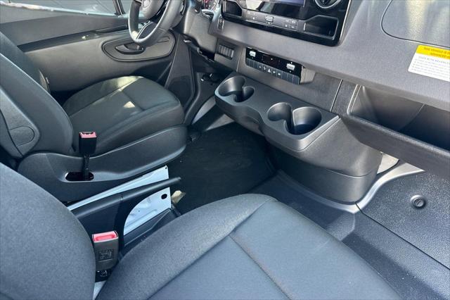 2026 Mercedes-Benz Sprinter 2500 Standard Roof 4-Cyl Diesel