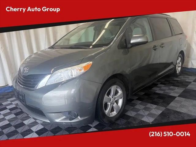 2013 Toyota Sienna LE V6 8 Passenger for sale in North Randall, OH