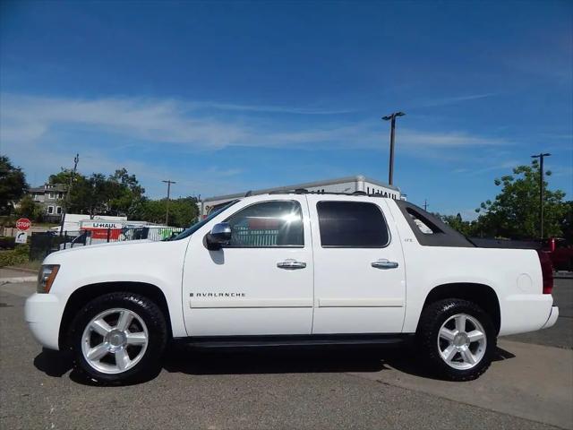 2008 Chevrolet Avalanche LTZ for sale in Fair Oaks, CA