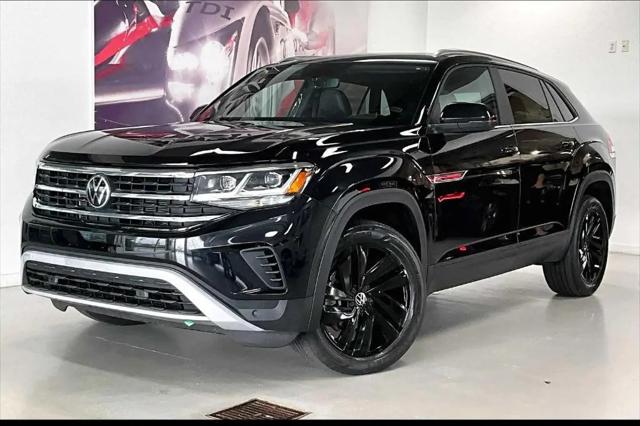 2023 Volkswagen Atlas Cross Sport 3.6L V6 SE w/Technology for sale in Johnston, IA