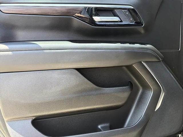 2025 Chevrolet Tahoe 4WD LS