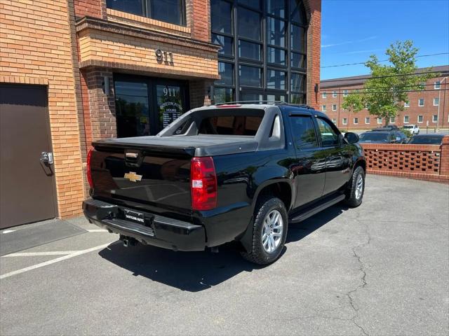 2011 Chevrolet Avalanche LT1