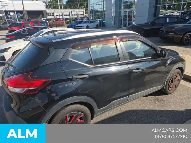 2019 Nissan Kicks S