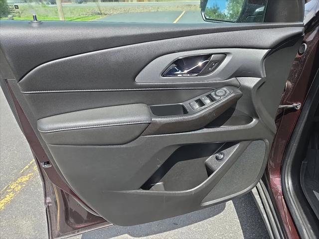 2023 Chevrolet Traverse AWD LT Cloth