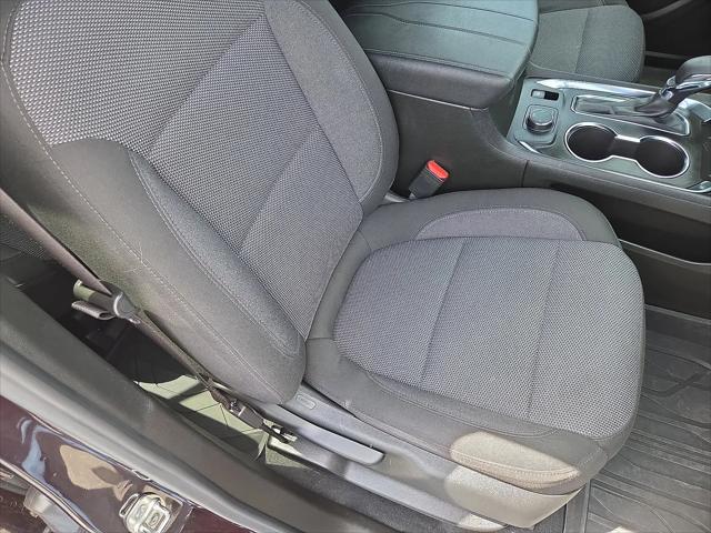 2023 Chevrolet Traverse AWD LT Cloth