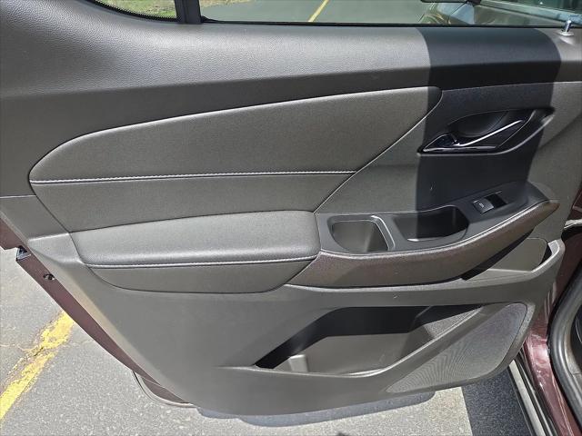 2023 Chevrolet Traverse AWD LT Cloth