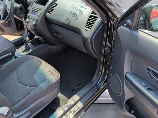 2013 Kia Soul Base