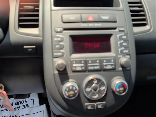 2013 Kia Soul Base