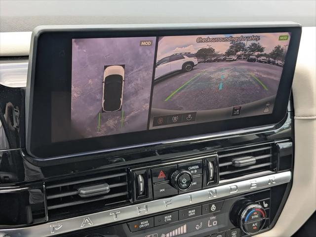 2026 Nissan Pathfinder SL