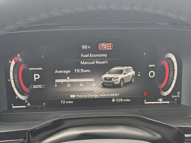 2026 Nissan Pathfinder SL