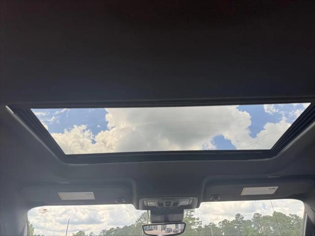 2025 GMC Sierra 1500 2WD Crew Cab Short Box Denali