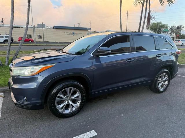 2015 Toyota Highlander LE V6 for sale in Honolulu, HI