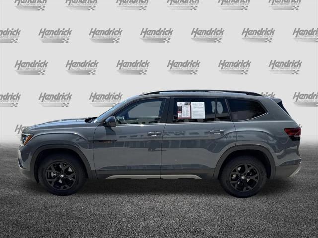 2024 Volkswagen Atlas 2.0T Peak Edition SE w/Technology