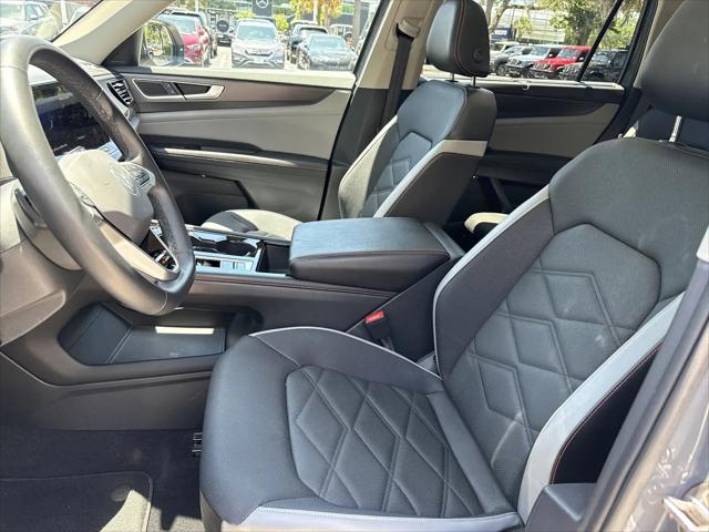 2024 Volkswagen Atlas 2.0T Peak Edition SE w/Technology