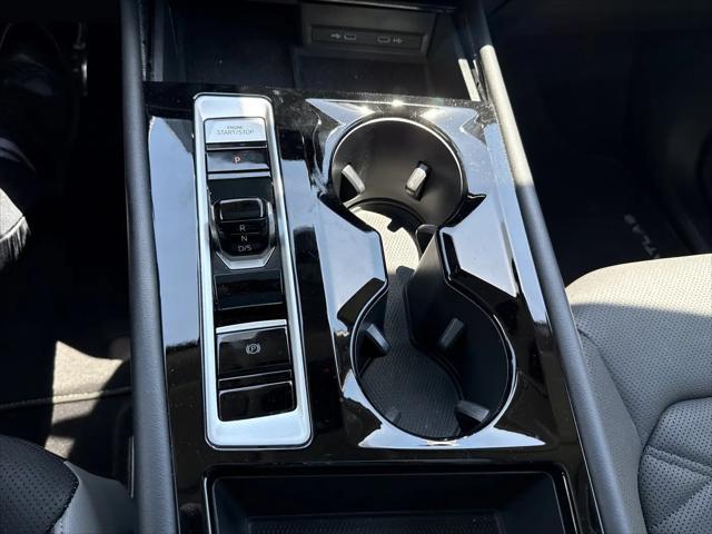 2024 Volkswagen Atlas 2.0T Peak Edition SE w/Technology