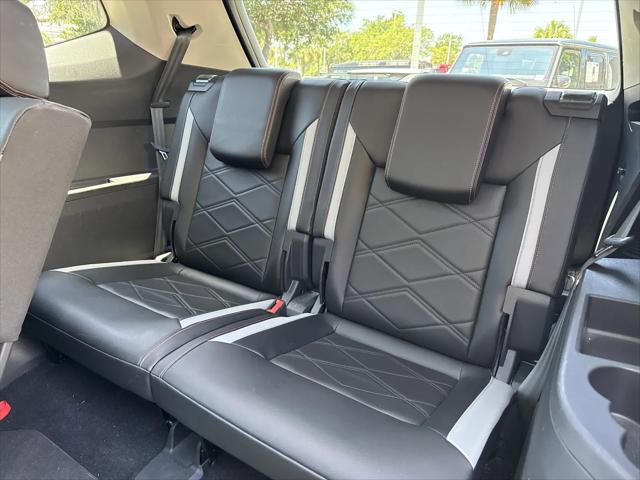 2024 Volkswagen Atlas 2.0T Peak Edition SE w/Technology