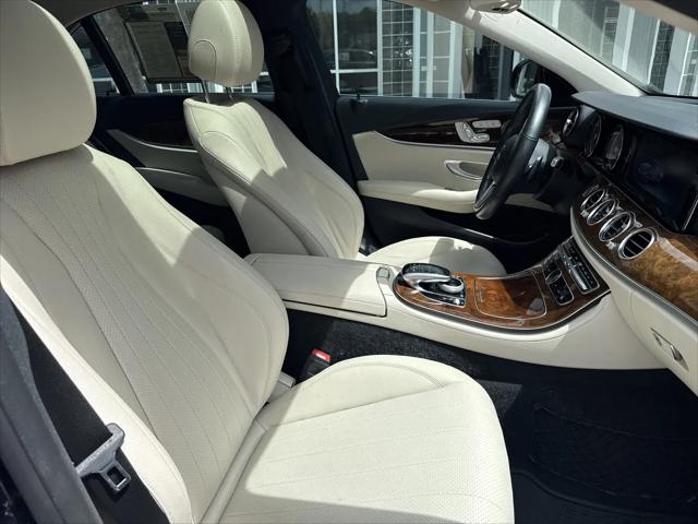 2019 Mercedes-Benz E-CLASS E 300 4MATIC