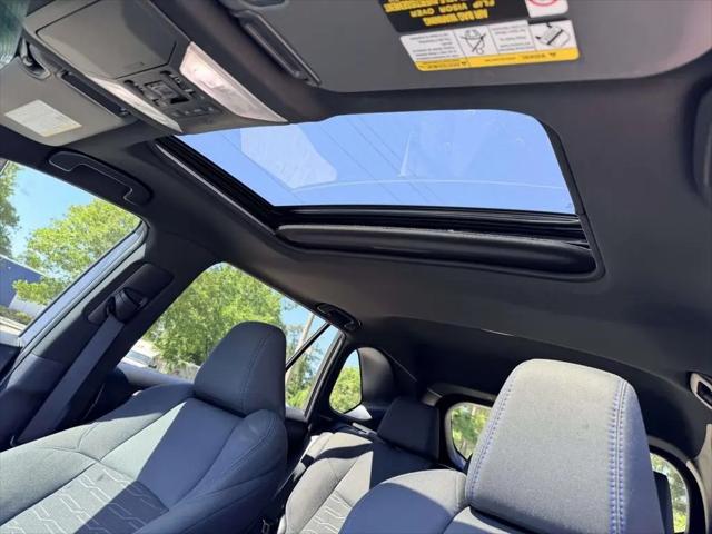 2022 Toyota RAV4 Hybrid SE