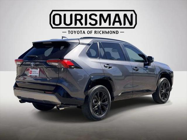 2022 Toyota RAV4 Hybrid SE