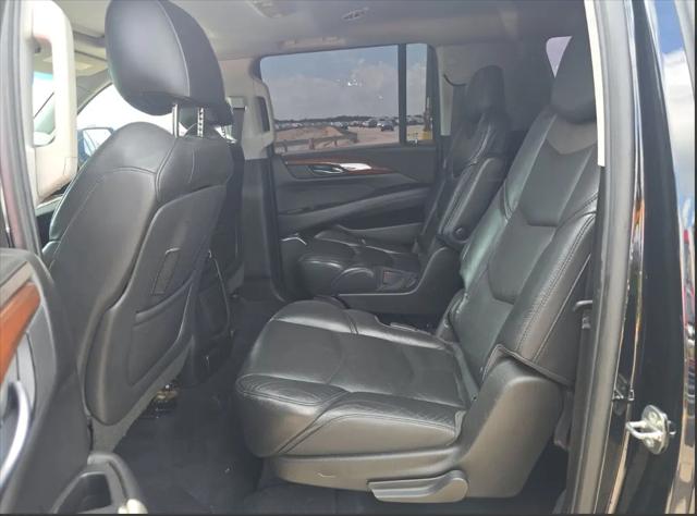 2018 Cadillac Escalade ESV Luxury
